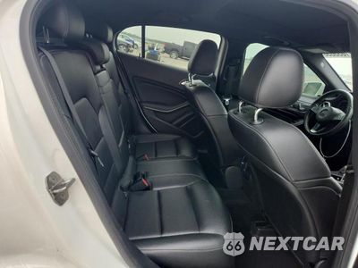 Zdjęcie 11 z 13 samochodu: 2018 MERCEDES-BENZ GLA 250 4MATIC VIN:WDCTG4GB5JJ479657 - miniatura
