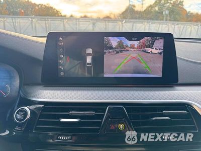 Zdjęcie 9 z 13 samochodu: 2019 BMW 640 XIGT VIN:WBAJV6C52KBK08109 - miniatura