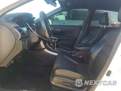 Zdjęcie 7 z 12 samochodu: 2016 HONDA ACCORD SPORT VIN:1HGCR2F68GA245368 - miniatura