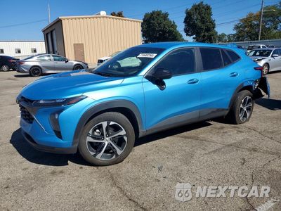 2025 CHEVROLET TRAX 1RS KL77LGEP9SC222295 - główne zdjęcie licytacji z USA - miniatura