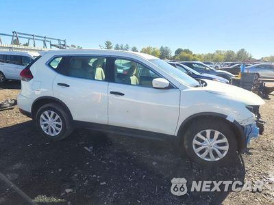 Czwarte zdjęcie samochodu z boku: 2017 NISSAN ROGUE S VIN:5N1AT2MVXHC799532 - miniatura