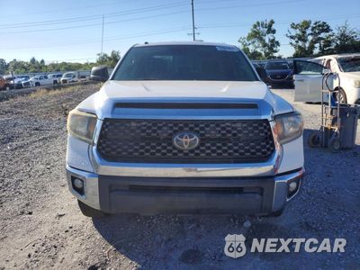 Piąte zdjęcie samochodu w środku: 2019 TOYOTA TUNDRA SR5 VIN:5TFRM5F12KX144829 - miniatura