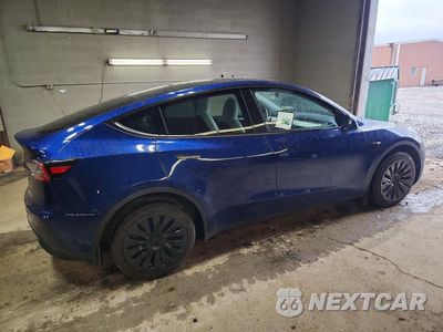 Trzecie zdjęcie samochodu z tyłu: 2024 TESLA MODEL Y VIN:7SAYGDEE2RA215372 - miniatura