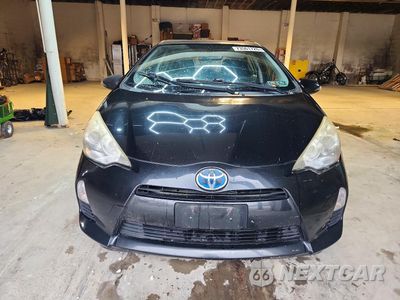 Piąte zdjęcie samochodu w środku: 2013 TOYOTA PRIUS C TWO VIN:JTDKDTB32D1536311 - miniatura