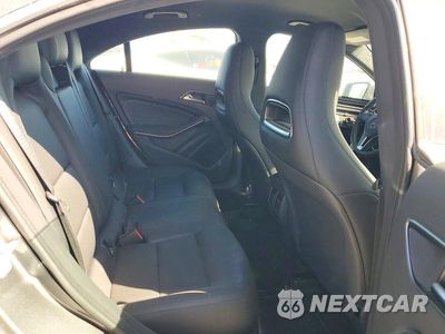 Zdjęcie 10 z 12 samochodu: 2014 MERCEDES-BENZ CLA 250 VIN:WDDSJ4EB4EN040430 - miniatura