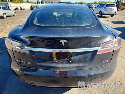 Zdjęcie 6 z 12 samochodu: 2018 TESLA MODEL S VIN:5YJSA1E20JF262710 - miniatura