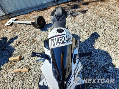 Piąte zdjęcie samochodu w środku: 2024 BMW S 1000 RR VIN:WB10E6301R6J61867 - miniatura