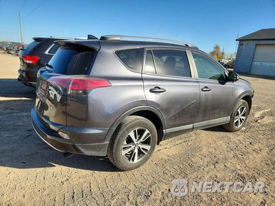 Trzecie zdjęcie samochodu z tyłu: 2017 TOYOTA RAV4 XLE VIN:JTMWFREV1HD097070 - miniatura