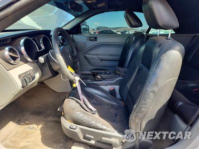 Zdjęcie 7 z 12 samochodu: 2005 FORD MUSTANG VIN:1ZVFT84NX55213728 - miniatura