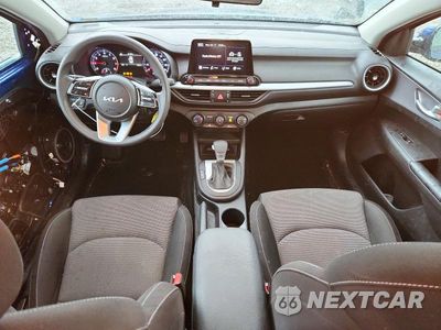 Zdjęcie 8 z 13 samochodu: 2022 KIA FORTE LXS VIN:3KPF24AD7NE484566 - miniatura