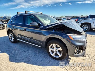 Czwarte zdjęcie samochodu z boku: 2024 AUDI Q5 PREMIUM 40 VIN:WA1ABAFY5R2022959 - miniatura