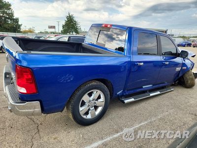 Trzecie zdjęcie samochodu z tyłu: 2017 RAM 1500 SLT VIN:3C6RR7LT0HG642695 - miniatura