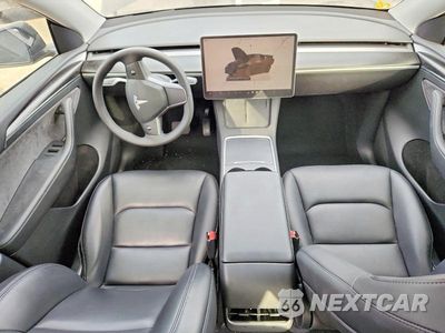 Zdjęcie 8 z 13 samochodu: 2023 TESLA MODEL Y VIN:7SAYGDEE4PF859861 - miniatura