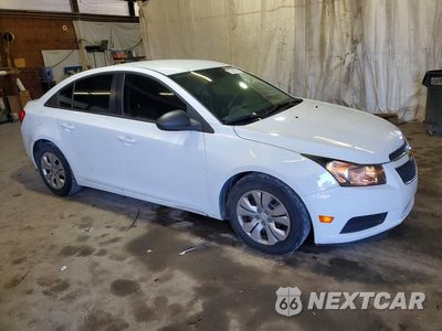 Czwarte zdjęcie samochodu z boku: 2013 CHEVROLET CRUZE LS VIN:1G1PA5SG4D7212036 - miniatura