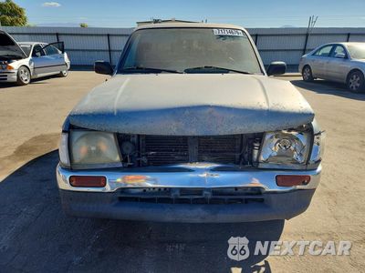 Piąte zdjęcie samochodu w środku: 1997 TOYOTA TACOMA XTRACAB VIN:4TAVL52N9VZ307782 - miniatura