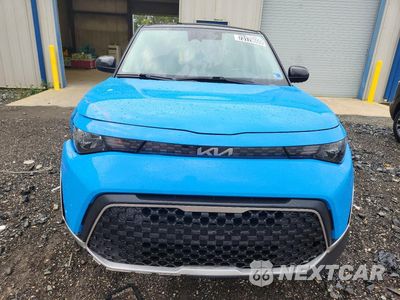 Piąte zdjęcie samochodu w środku: 2023 KIA SOUL S VIN:KNDJ23AU7P7203860 - miniatura