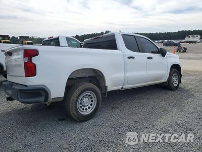 Trzecie zdjęcie samochodu z tyłu: 2021 CHEVROLET SILVERADO C1500 VIN:1GCRWAEH6MZ292958 - miniatura