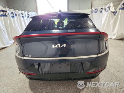 Zdjęcie 6 z 13 samochodu: 2023 KIA EV6 WIND VIN:KNDC34LA3P5156952 - miniatura