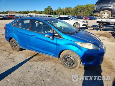 Czwarte zdjęcie samochodu z boku: 2013 FORD FIESTA SE VIN:3FADP4BJ2DM110776 - miniatura