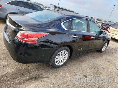 Trzecie zdjęcie samochodu z tyłu: 2015 NISSAN ALTIMA 2.5 S VIN:1N4AL3AP3FC454264 - miniatura