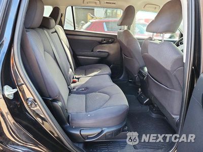 Zdjęcie 11 z 13 samochodu: 2020 TOYOTA HIGHLANDER L VIN:5TDCZRBHXLS034278 - miniatura