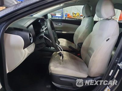 Zdjęcie 7 z 12 samochodu: 2023 KIA FORTE LXS VIN:3KPF24AD6PE602058 - miniatura