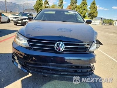 Piąte zdjęcie samochodu w środku: 2017 VOLKSWAGEN JETTA S VIN:3VW2B7AJ3HM347508 - miniatura