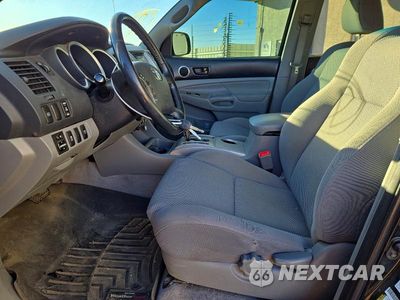 Zdjęcie 7 z 12 samochodu: 2011 TOYOTA TACOMA V6 VIN:3TMLU4EN9BM070268 - miniatura