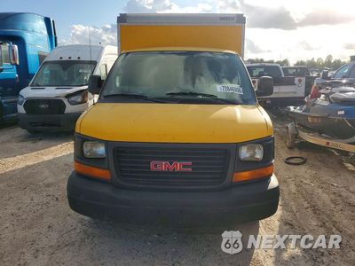 Piąte zdjęcie samochodu w środku: 2011 GMC SAVANA BOX TRUCK VIN:1GDY72CA7B1900627 - miniatura