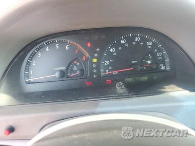 Zdjęcie 9 z 12 samochodu: 2003 TOYOTA CAMRY LE VIN:4T1BE32K83U135018 - miniatura