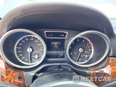 Zdjęcie 9 z 14 samochodu: 2015 MERCEDES-BENZ GL 550 4MATIC VIN:4JGDF7DE4FA519260 - miniatura