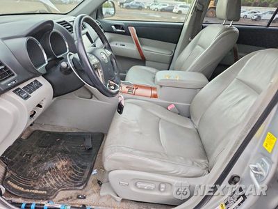 Zdjęcie 7 z 13 samochodu: 2009 TOYOTA HIGHLANDER LIMITED VIN:JTEES42A192137507 - miniatura
