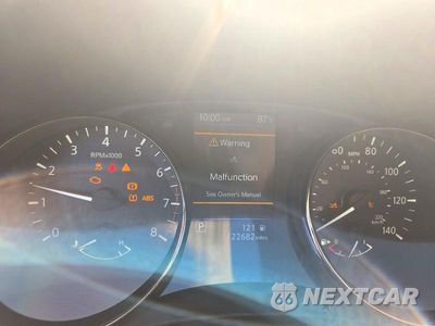 Zdjęcie 9 z 14 samochodu: 2019 NISSAN ROGUE SPORT SL VIN:JN1BJ1CR2KW625234 - miniatura