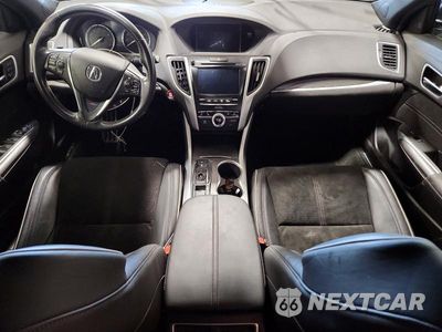 Zdjęcie 8 z 12 samochodu: 2018 ACURA TLX TECH+A VIN:19UUB3F65JA005555 - miniatura