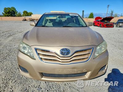 Piąte zdjęcie samochodu w środku: 2011 TOYOTA CAMRY LE VIN:4T1BF3EK9BU614989 - miniatura