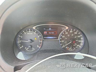 Zdjęcie 9 z 12 samochodu: 2017 NISSAN ALTIMA 2.5 SR VIN:1N4AL3AP1HC122536 - miniatura