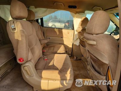 Zdjęcie 11 z 13 samochodu: 2007 HONDA ODYSSEY EX VIN:5FNRL38407B080824 - miniatura