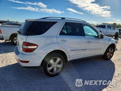 Trzecie zdjęcie samochodu z tyłu: 2010 MERCEDES-BENZ ML 350 4MATIC VIN:4JGBB8GB4AA556280 - miniatura