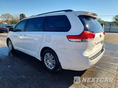 Drugie zdjęcie samochodu z przodu: 2014 TOYOTA SIENNA XLE 8-PASSENGER VIN:5TDYK3DC5ES511565 - miniatura