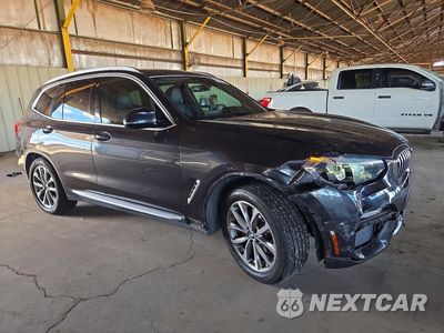 Czwarte zdjęcie samochodu z boku: 2019 BMW X3 XDRIVE30I VIN:5UXTR9C51KLE12025 - miniatura