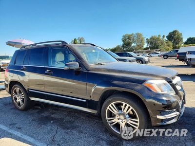 Czwarte zdjęcie samochodu z boku: 2015 MERCEDES-BENZ GLK 350 VIN:WDCGG5HB1FG351653 - miniatura