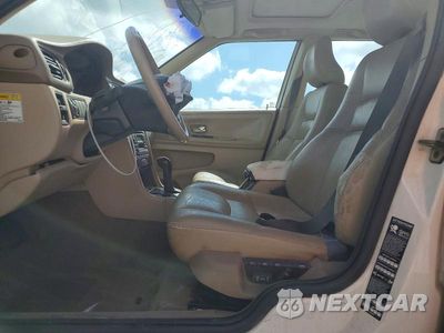 Zdjęcie 7 z 12 samochodu: 2000 VOLVO V70 BASE VIN:YV1LW61J5Y2708888 - miniatura