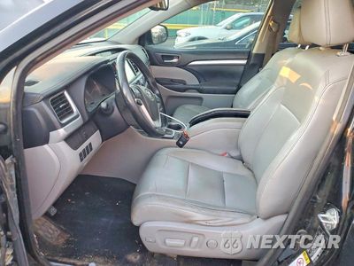 Zdjęcie 7 z 14 samochodu: 2015 TOYOTA HIGHLANDER XLE VIN:5TDJKRFH8FS108565 - miniatura