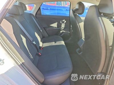 Zdjęcie 10 z 12 samochodu: 2026 KIA K4 LXS VIN:3KPFT4DE3TE344917 - miniatura