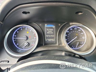 Zdjęcie 9 z 12 samochodu: 2018 TOYOTA CAMRY L VIN:4T1B11HK9JU070751 - miniatura