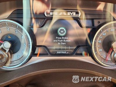 Zdjęcie 9 z 13 samochodu: 2019 RAM 1500 LONGHORN VIN:1C6SRFKT1KN696177 - miniatura