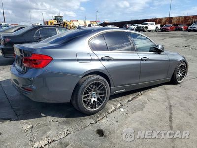 Trzecie zdjęcie samochodu z tyłu: 2018 BMW 330 I VIN:WBA8B9G51JNU58358 - miniatura