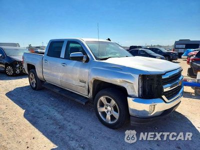 Czwarte zdjęcie samochodu z boku: 2017 CHEVROLET SILVERADO C1500 LT VIN:3GCPCREC0HG109417 - miniatura
