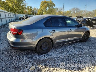 Trzecie zdjęcie samochodu z tyłu: 2016 VOLKSWAGEN JETTA S VIN:3VW267AJXGM276374 - miniatura