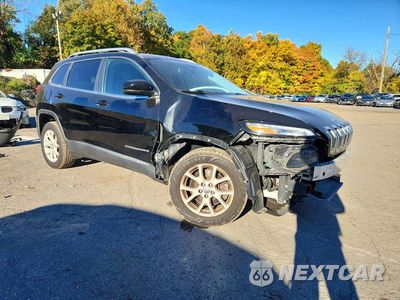 Czwarte zdjęcie samochodu z boku: 2017 JEEP CHEROKEE LATITUDE VIN:1C4PJLCB4HW549476 - miniatura